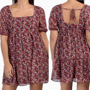 BCBGeneration puff sleeve floral mini dress size 8